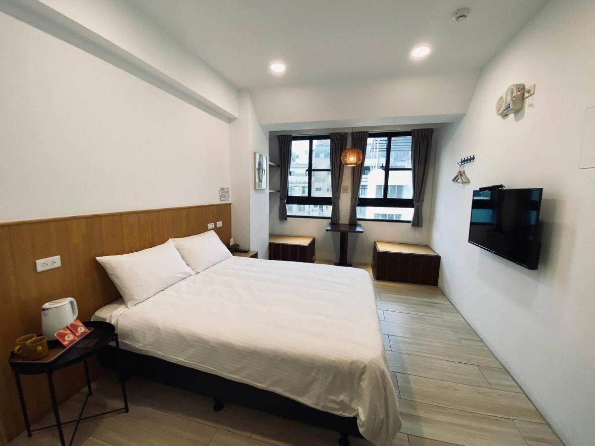 良文旅 Ryou Hotel ไถหนาน ภายนอก รูปภาพ