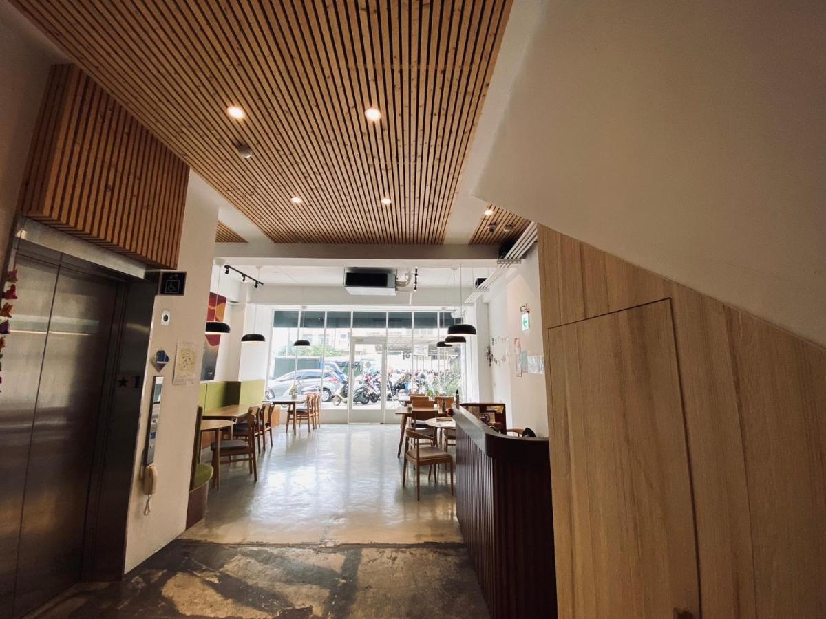 良文旅 Ryou Hotel ไถหนาน ภายนอก รูปภาพ