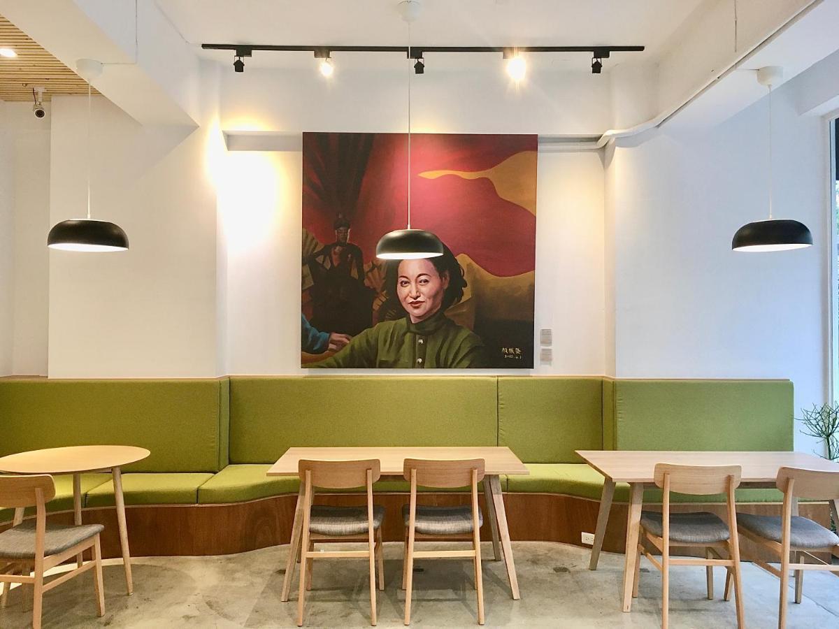 良文旅 Ryou Hotel ไถหนาน ภายนอก รูปภาพ